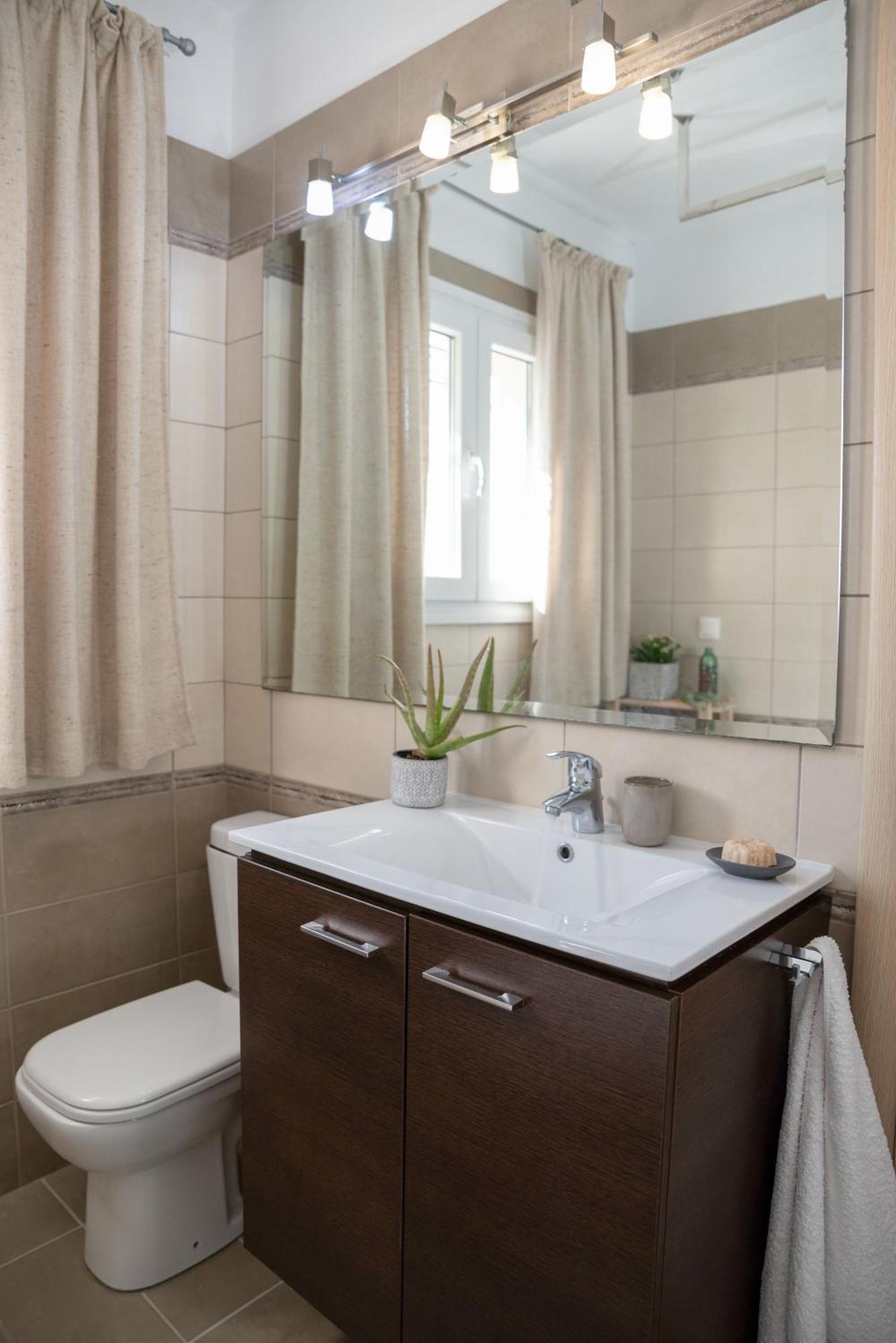 Solari Hill Maisonette Two Private Parking Alepou 외부 사진