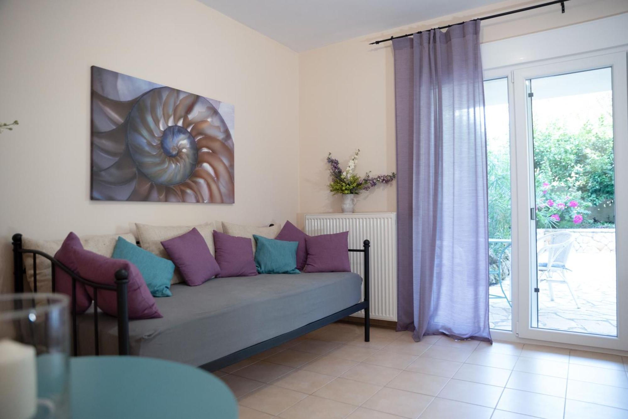 Solari Hill Maisonette Two Private Parking Alepou 외부 사진
