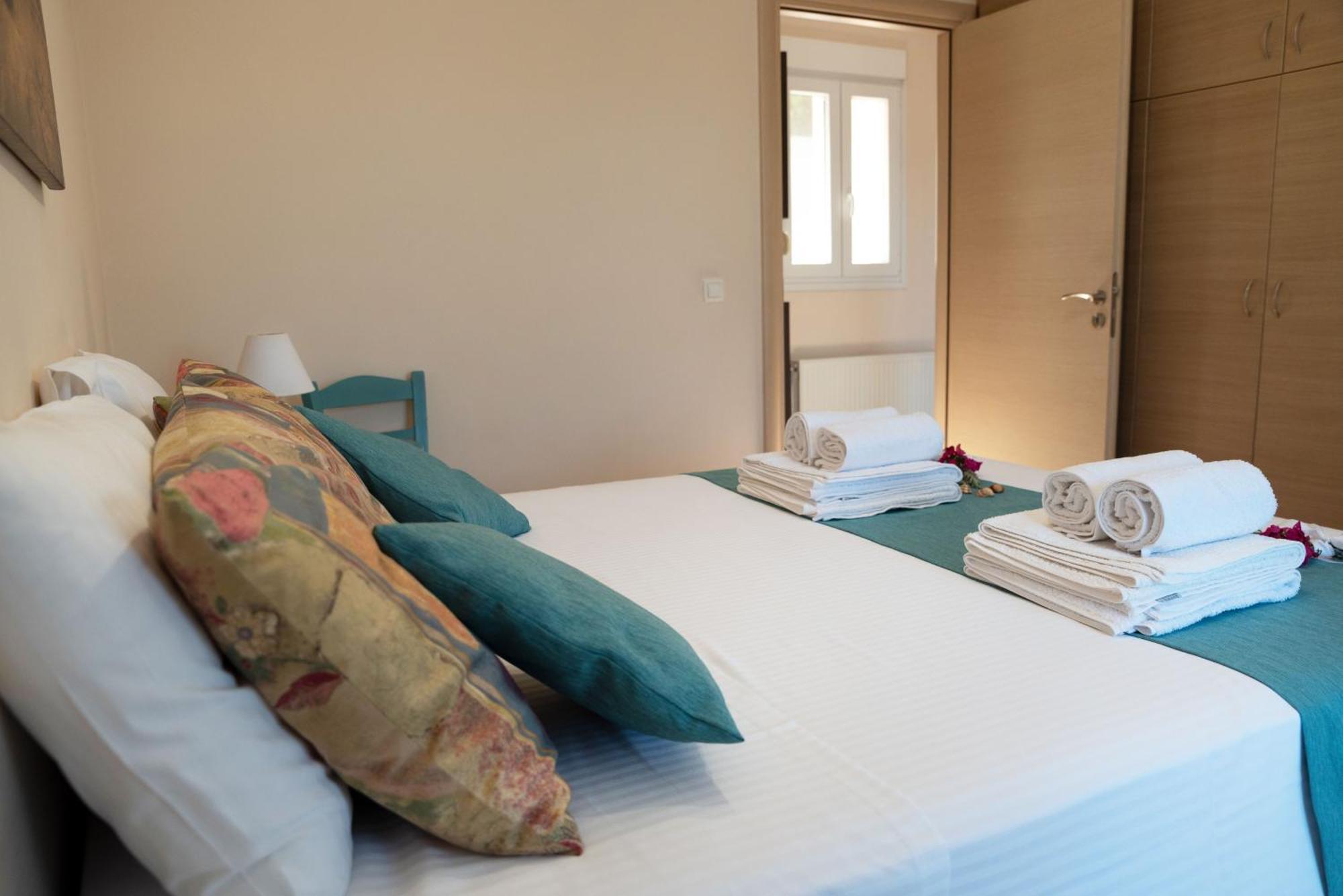 Solari Hill Maisonette Two Private Parking Alepou 외부 사진