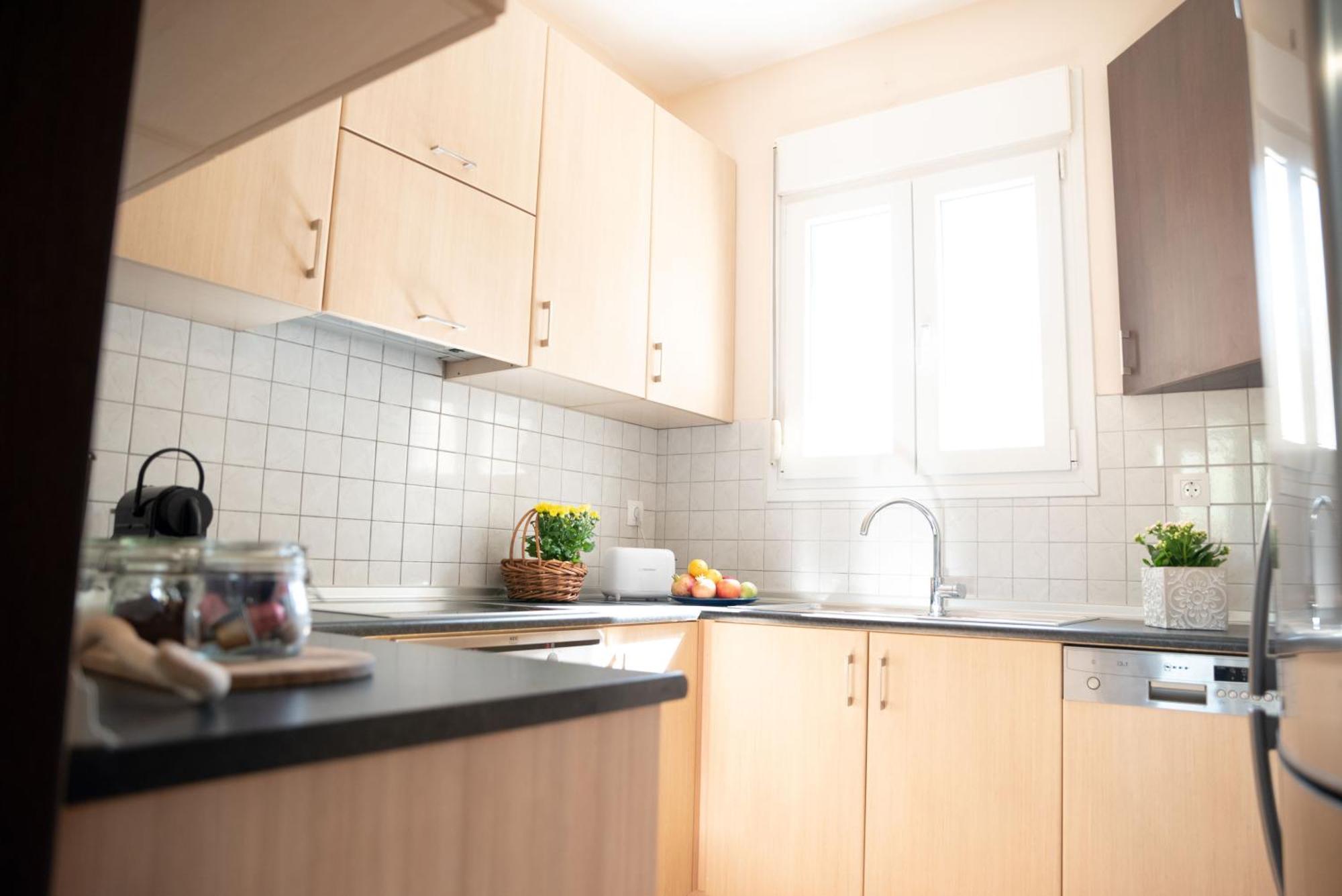 Solari Hill Maisonette Two Private Parking Alepou 외부 사진