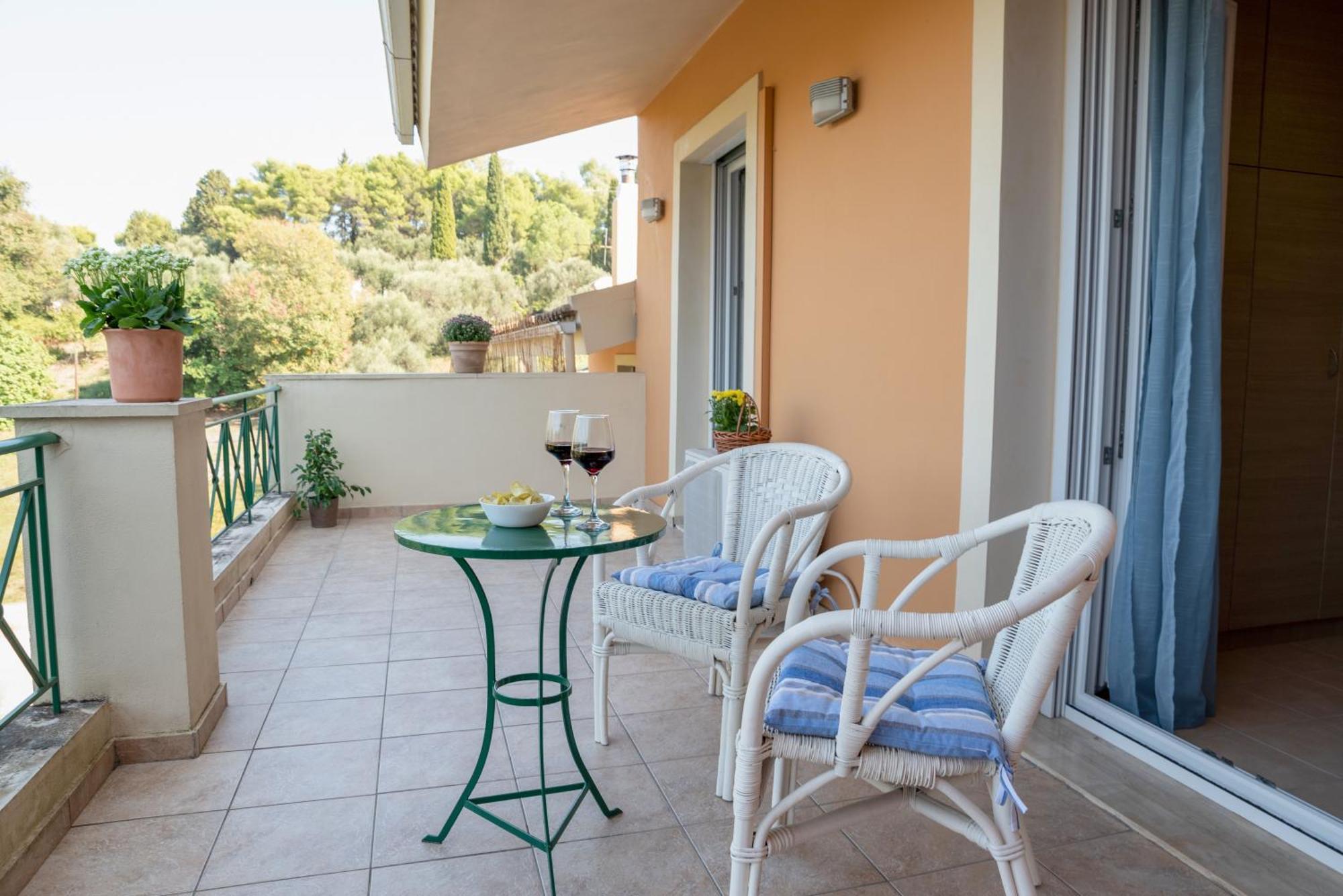Solari Hill Maisonette Two Private Parking Alepou 외부 사진